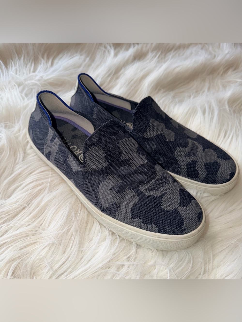 Rothy's Women’s 9 The Original Black & Gray Camo Knit Slip-On